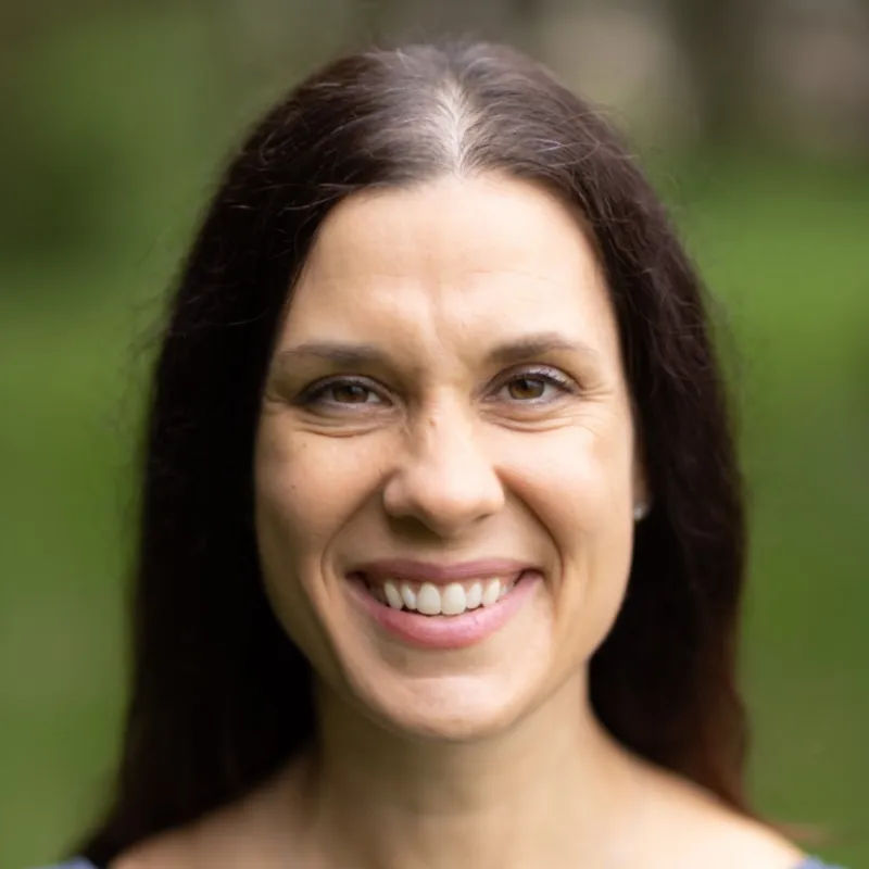 Heidi Peterson image